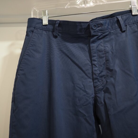 Izod Advantage Performance 32 x 32 Men's Navy Blue Chinos Straight Pants - Picture 6 of 10